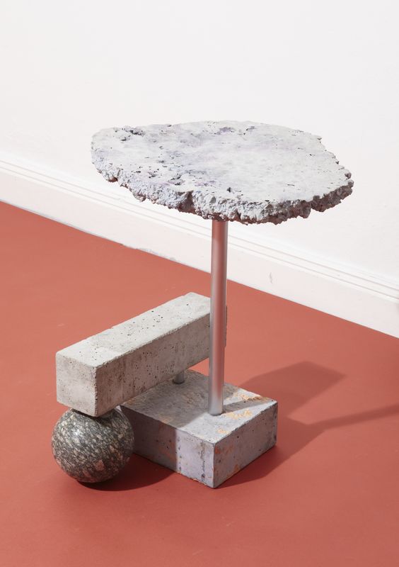 石材 水泥桌 胭脂红地面 石材 水泥桌 胭脂红地面